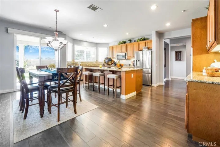 9506 Newbridge Drive, Riverside, California 92508
