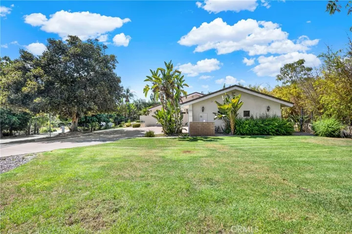 11970 Fuerte Vista Lane, El Cajon, California 92020