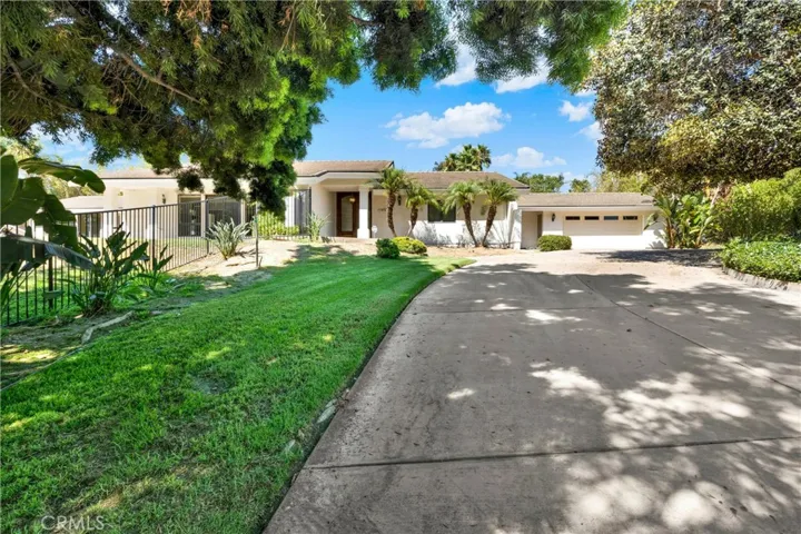 11970 Fuerte Vista Lane, El Cajon, California 92020