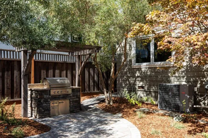 1921 Arroyo Avenue, San Carlos, California 94070
