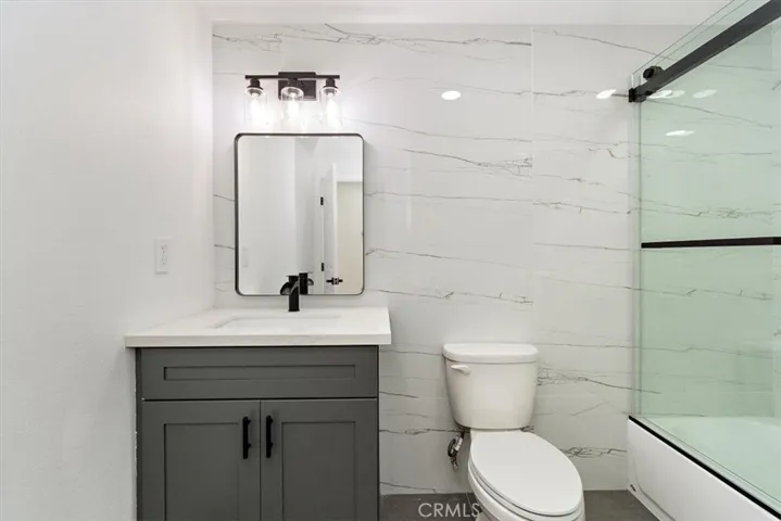 5700 Greenbriar Drive, Yorba Linda, California 92887