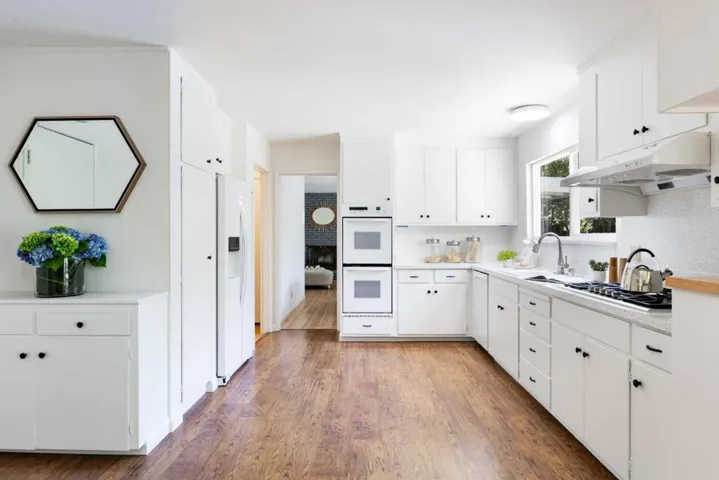 1060 Mcgregor Way, Palo Alto, California 94306