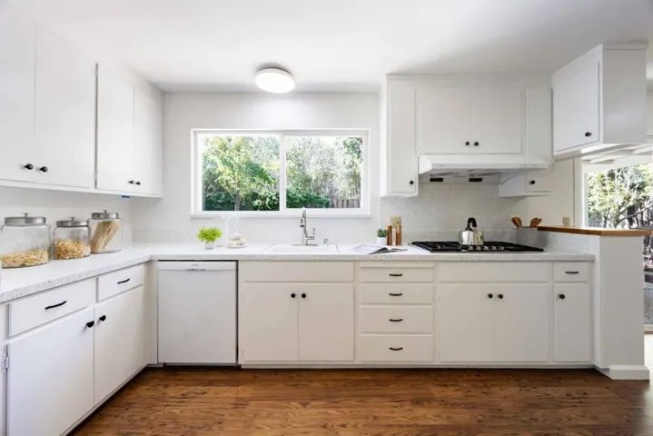 1060 Mcgregor Way, Palo Alto, California 94306