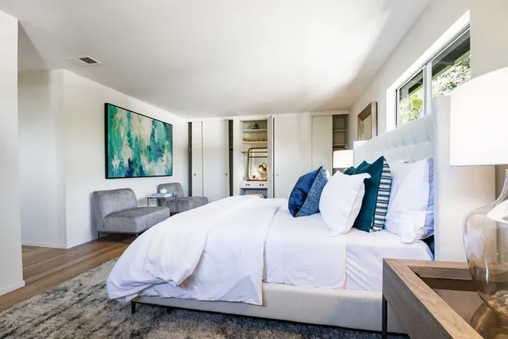 1060 Mcgregor Way, Palo Alto, California 94306