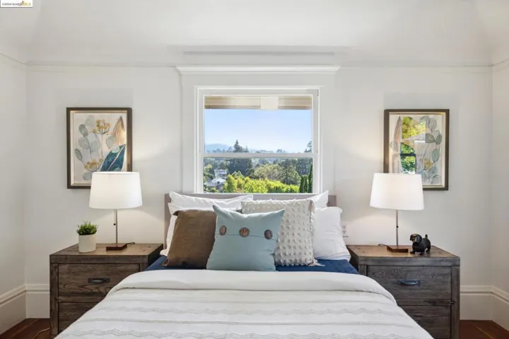 340 Olive Ave, Piedmont, California 94611