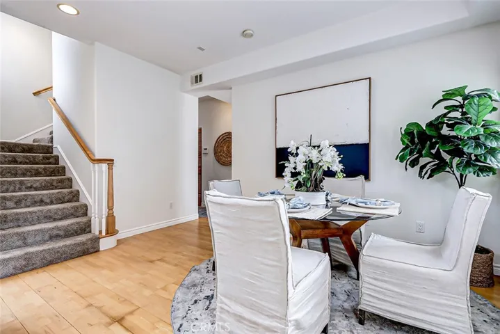 413 N Elena Avenue B, Redondo Beach, California 90277