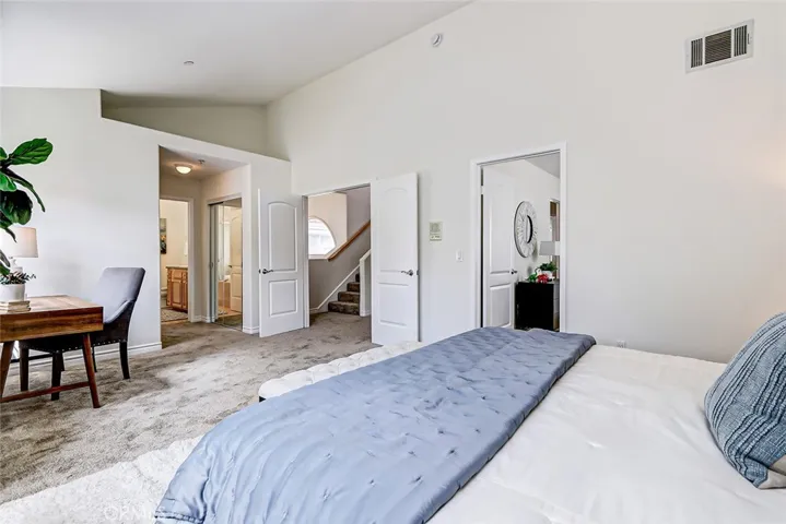 413 N Elena Avenue B, Redondo Beach, California 90277