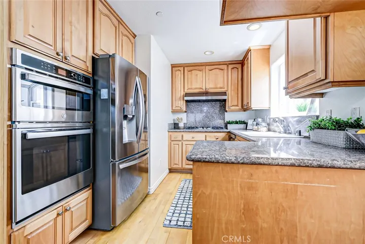 413 N Elena Avenue B, Redondo Beach, California 90277