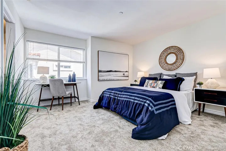 413 N Elena Avenue B, Redondo Beach, California 90277
