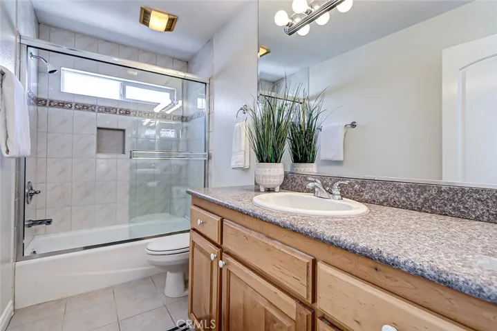 413 N Elena Avenue B, Redondo Beach, California 90277