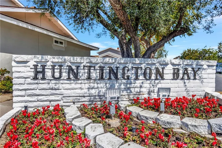 10136 Ascot Circle, Huntington Beach, California 92646