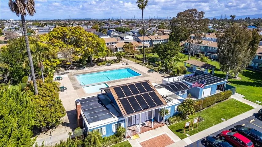 10136 Ascot Circle, Huntington Beach, California 92646