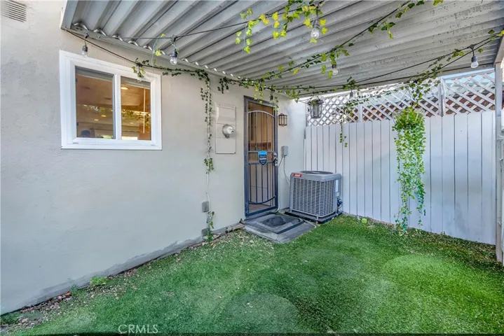 10136 Ascot Circle, Huntington Beach, California 92646