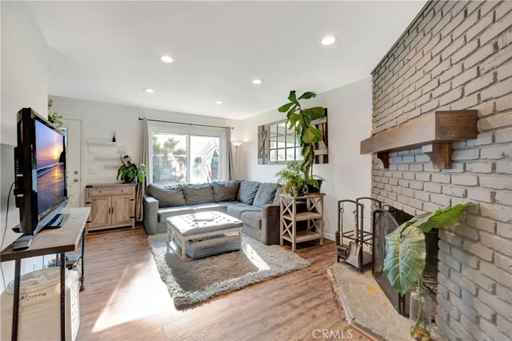 10136 Ascot Circle, Huntington Beach, California 92646