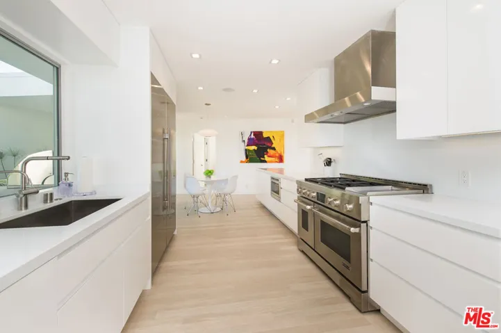 1469 Carla, Beverly Hills, California 90210