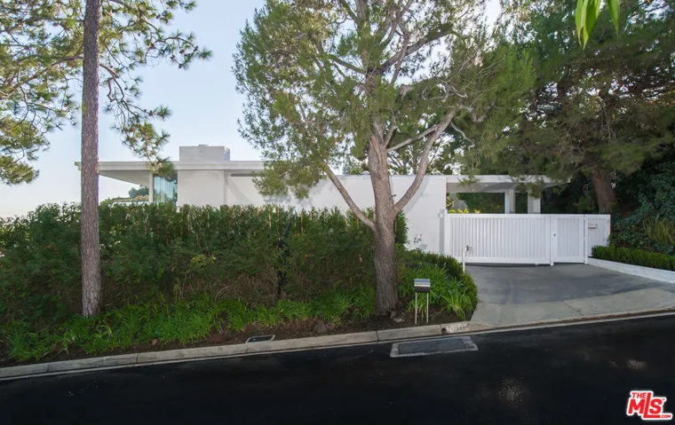 1469 Carla, Beverly Hills, California 90210