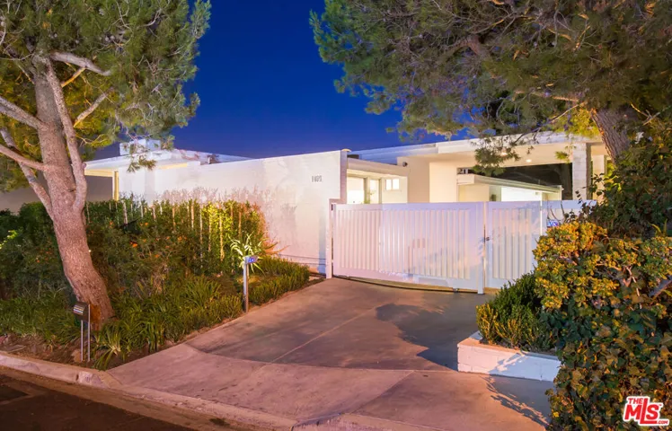 1469 Carla, Beverly Hills, California 90210