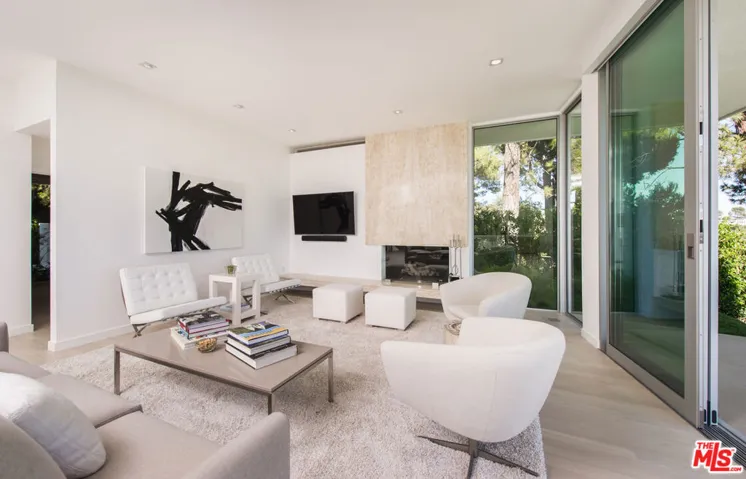 1469 Carla, Beverly Hills, California 90210