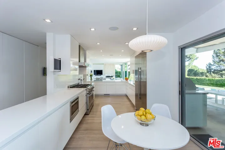 1469 Carla, Beverly Hills, California 90210