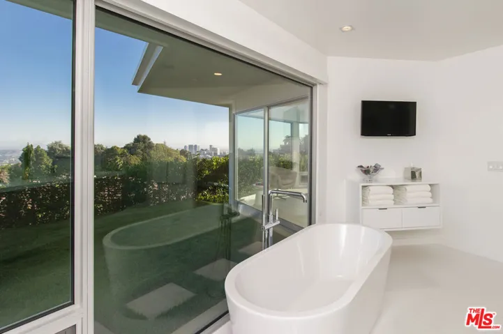 1469 Carla, Beverly Hills, California 90210