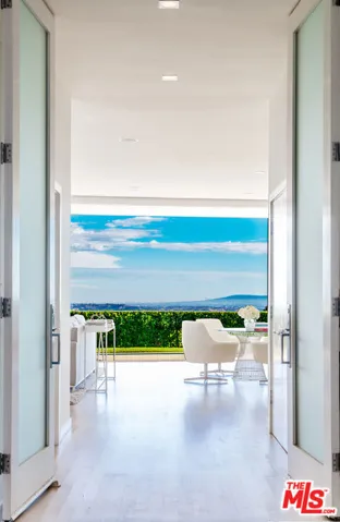 1469 Carla, Beverly Hills, California 90210