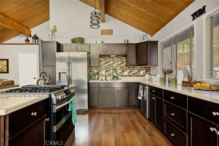 31385 Cedarwood Drive, Running Springs, California 92382