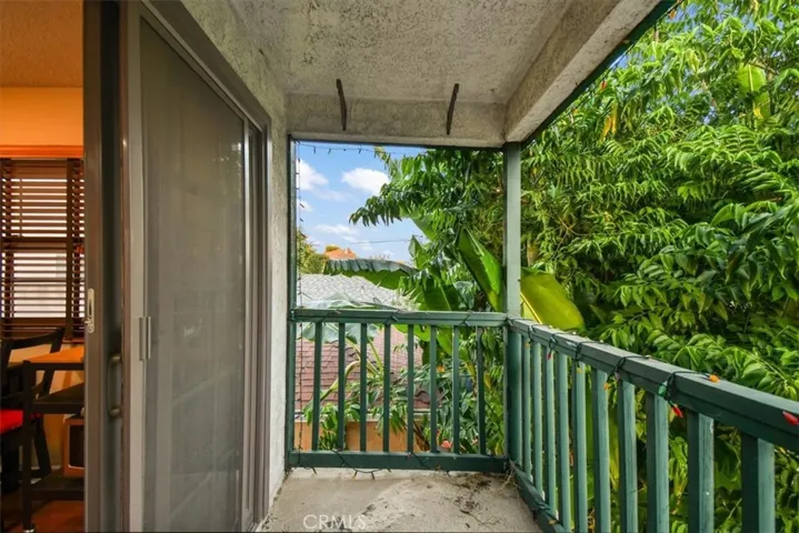 2755 E Van Buren Street, Carson, California 90810