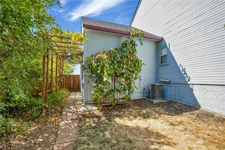 15632 Little Peak Road, Hidden Valley Lake, California 95467