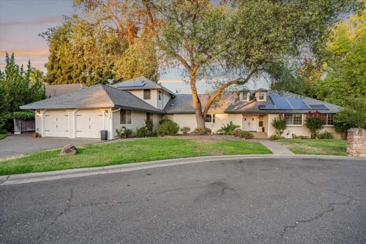 140 Oak Rock Circle, Folsom, California 95630
