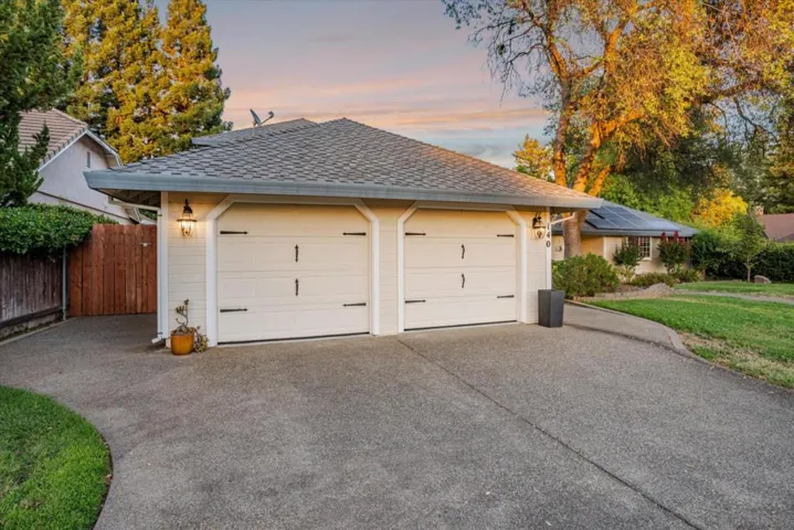 140 Oak Rock Circle, Folsom, California 95630