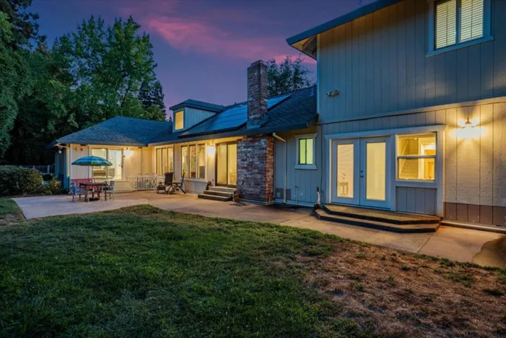 140 Oak Rock Circle, Folsom, California 95630