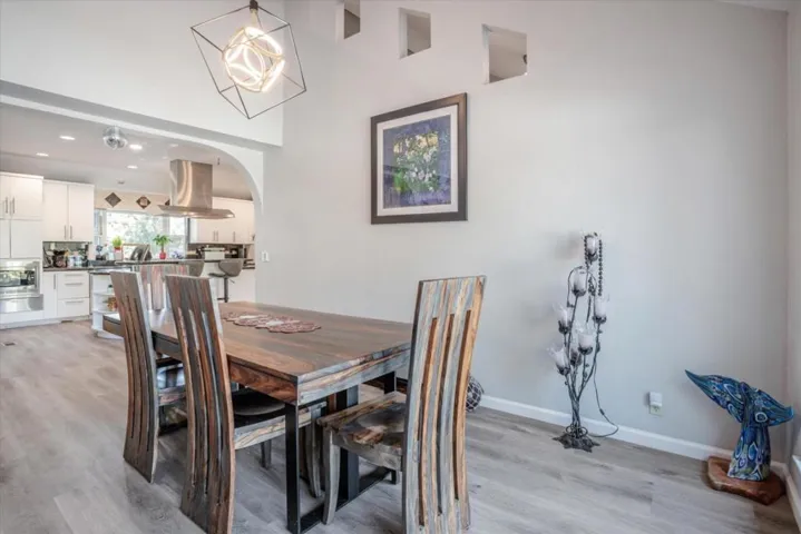 140 Oak Rock Circle, Folsom, California 95630