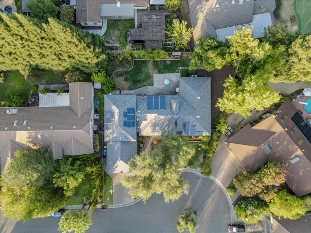 140 Oak Rock Circle, Folsom, California 95630