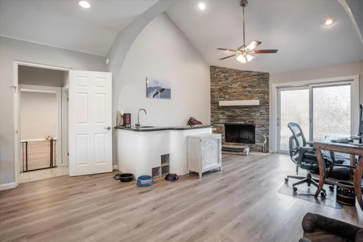 140 Oak Rock Circle, Folsom, California 95630
