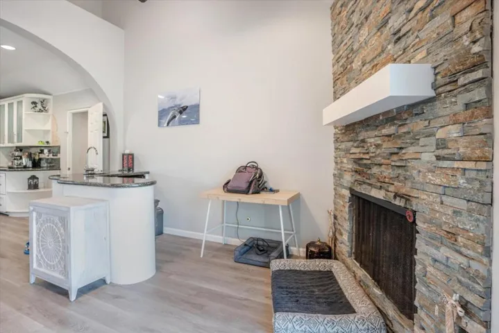 140 Oak Rock Circle, Folsom, California 95630