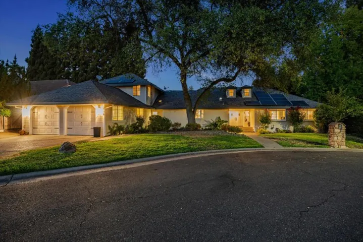 140 Oak Rock Circle, Folsom, California 95630