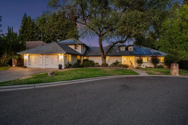 140 Oak Rock Circle, Folsom, California 95630