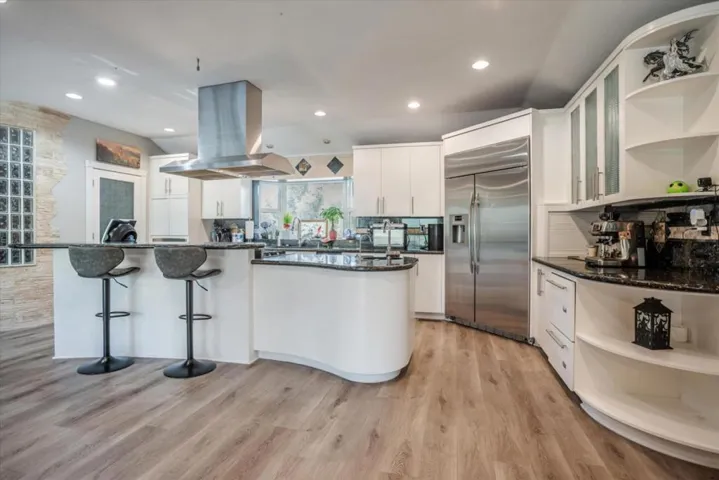 140 Oak Rock Circle, Folsom, California 95630