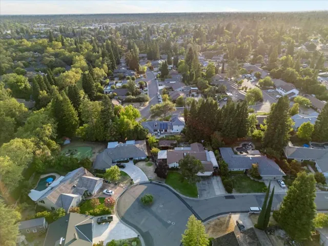 140 Oak Rock Circle, Folsom, California 95630