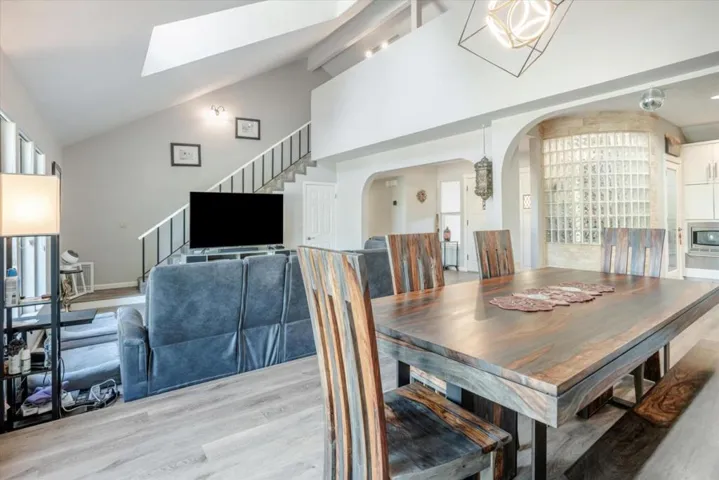 140 Oak Rock Circle, Folsom, California 95630