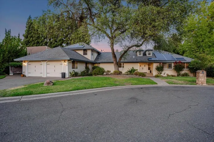 140 Oak Rock Circle, Folsom, California 95630