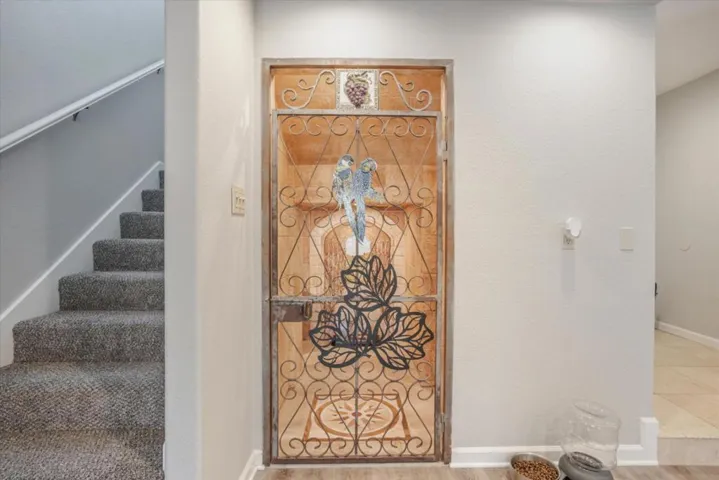 140 Oak Rock Circle, Folsom, California 95630
