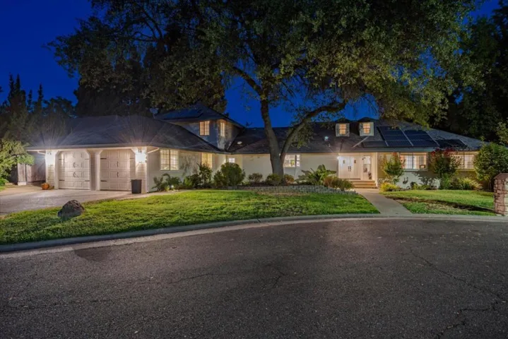 140 Oak Rock Circle, Folsom, California 95630