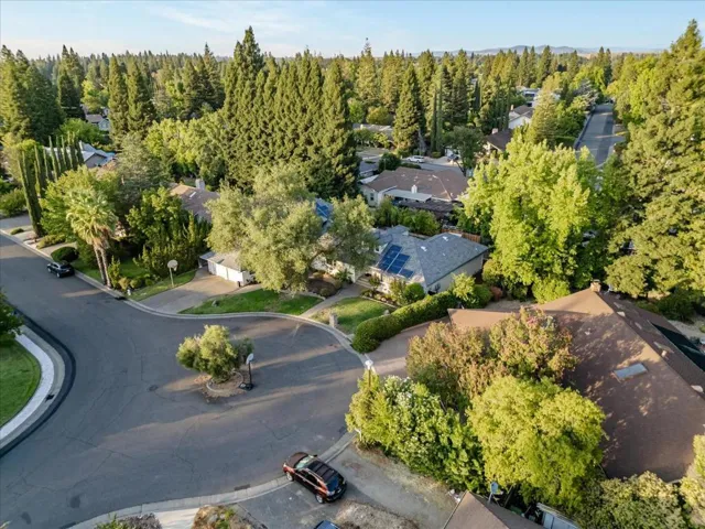 140 Oak Rock Circle, Folsom, California 95630