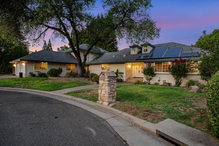 140 Oak Rock Circle, Folsom, California 95630
