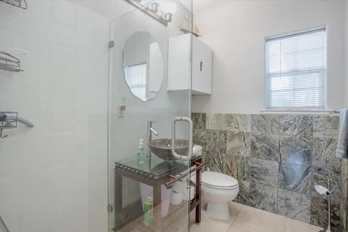 140 Oak Rock Circle, Folsom, California 95630