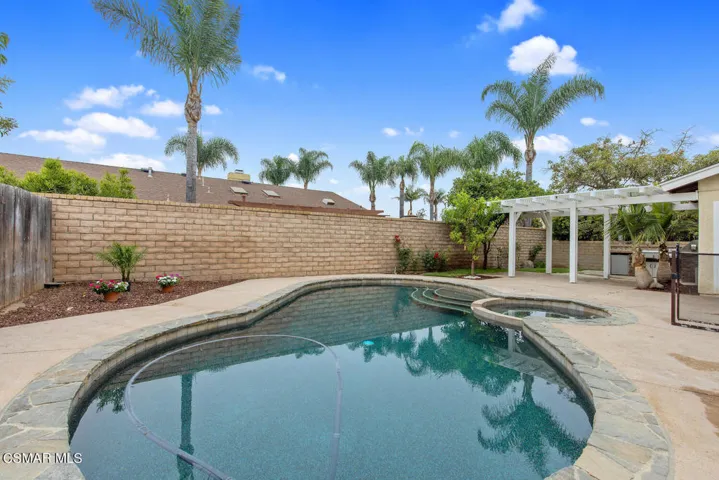 Pool & Spa