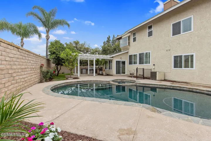 Pool & Spa