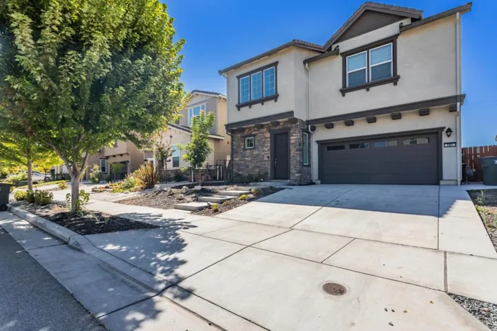 181 Cobalt Drive, Hollister, California 95023