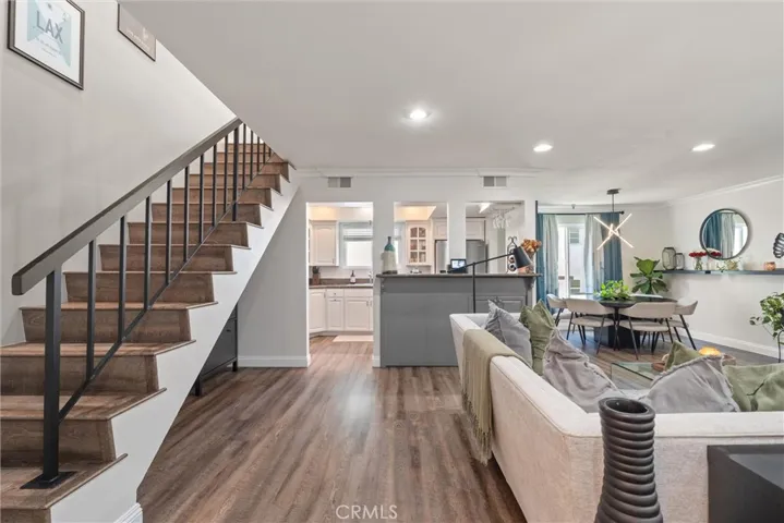 11154 Huston Street 3, North Hollywood, California 91601